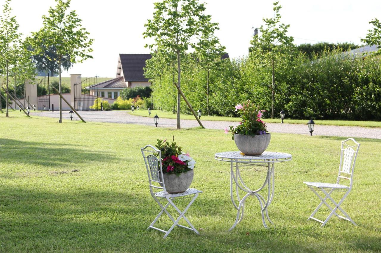 Le Manoir Des Aromes Hotel Brugny-Vaudancourt Екстериор снимка